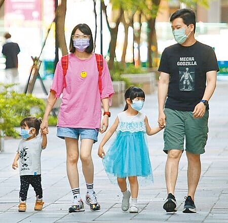 勞動部近日訂定「彈性育嬰留職停薪試辦原則」,邀請公私部門把育嬰留職停薪改成按「日」申請。(本報資料照片)