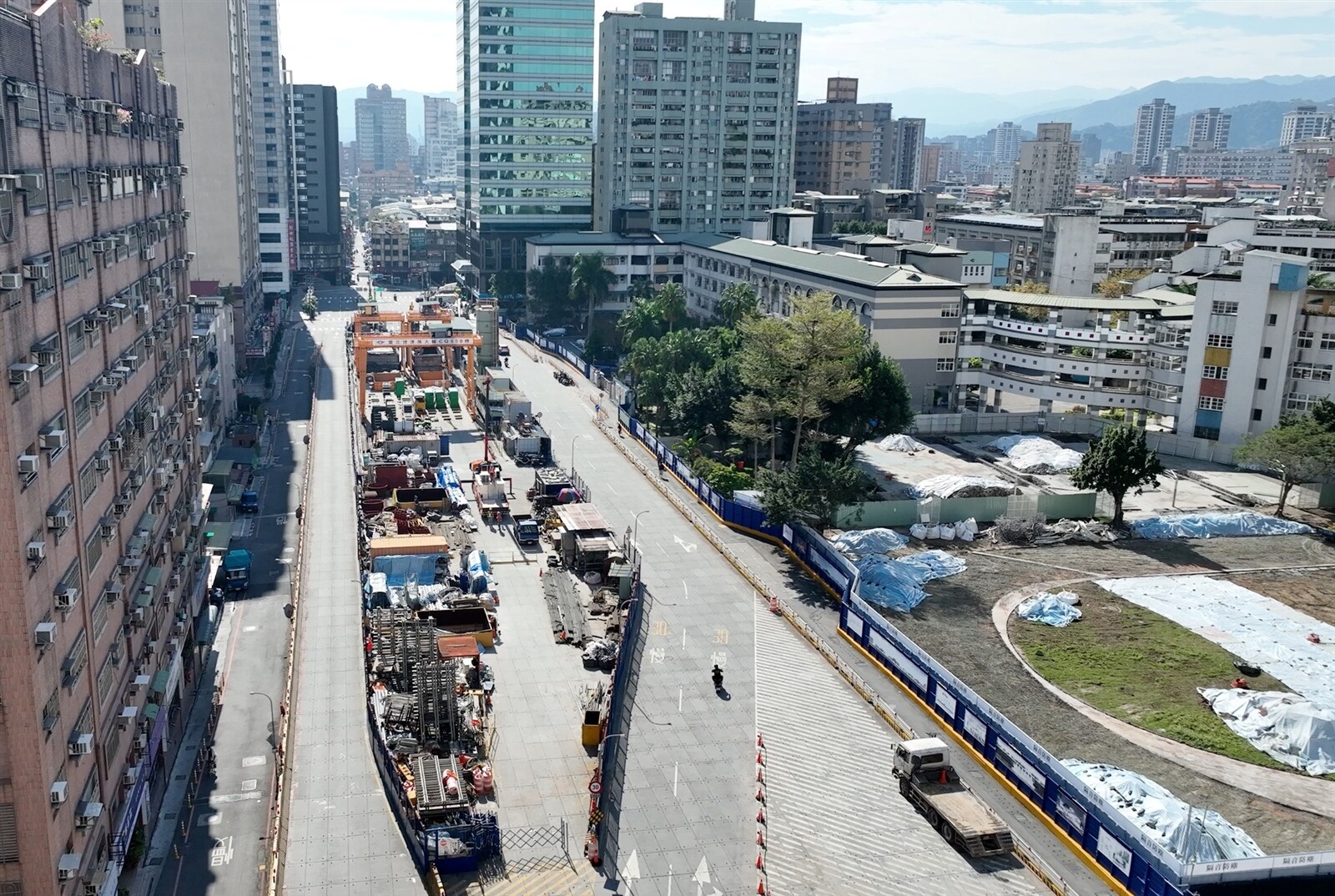 為何看起來沒在施工的捷運建設,還要用圍籬圍起來?捷運局解答了。圖/新北市捷運局提供