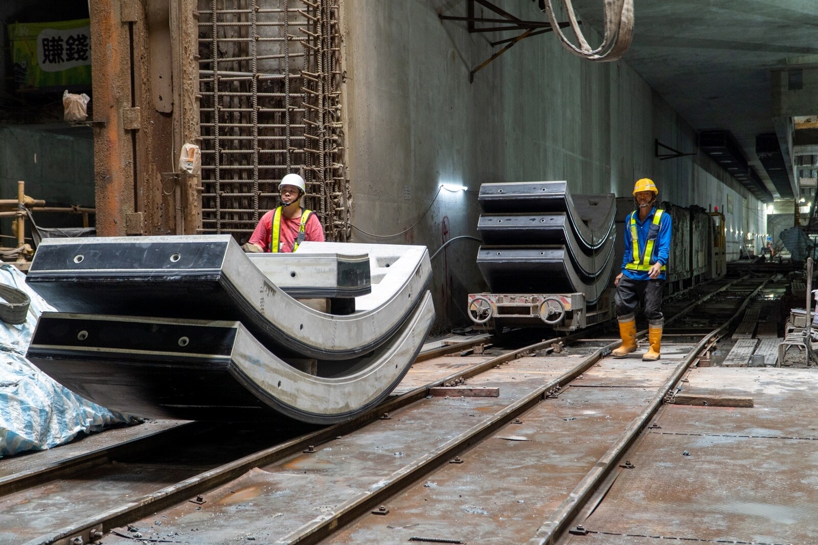 捷運萬大線施工情景。圖/新北市捷運局提供