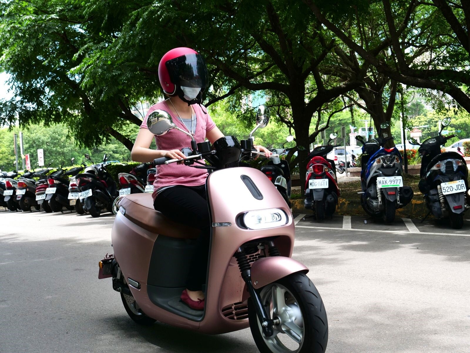 目前新竹縣老舊機車尚有5萬1千多輛。圖/新竹縣環保局提供