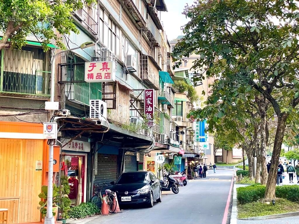60年透天「翻修費300萬」該買嗎?網提海量缺點相勸:夢想很美...現實很殘忍 網友好奇屋齡60年的透天能買嗎?圖/好房網News記者呂詠柔攝