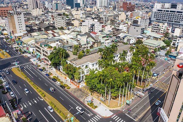 舊市公所空拍。資料照/財政稅務局、交通處、觀光新聞處提供