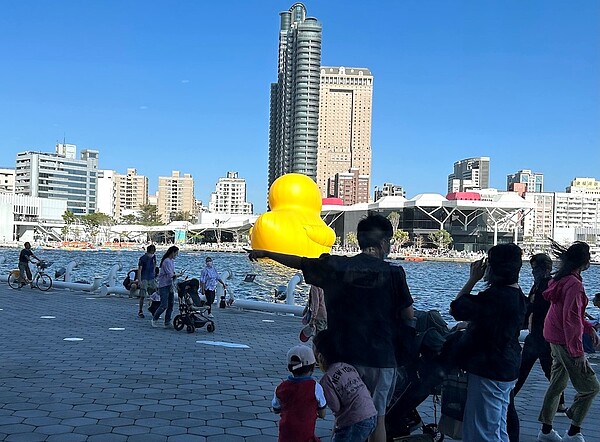 買同建案「一坪貴18萬」實登曝光...被當盤子?專家神解 高雄。圖/好房網News記者蔡佩蓉攝影