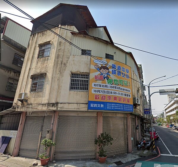 豐原區中陽段危老重建案件重建前,地上3層老舊加強磚造。圖/台中市府提供