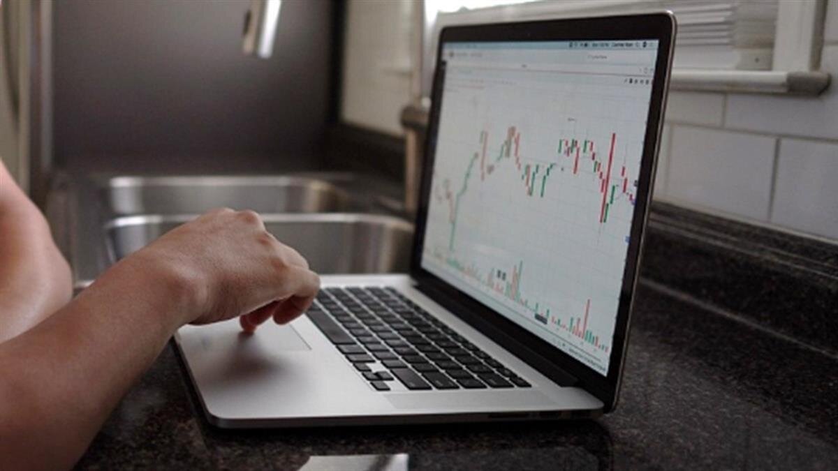 ▼台股近期表現亮眼，民眾樂觀指數飆升。（示意圖／pixabay）