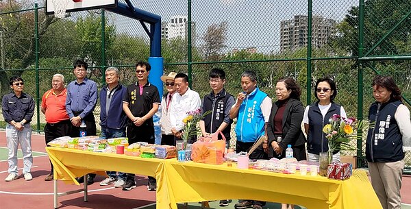 南屯區文中49籃球場謝土敬拜儀式。圖/台中市政府提供