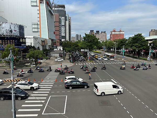 市府於七期商圈啟動各項疏導管制措施。圖/台中市府提供
