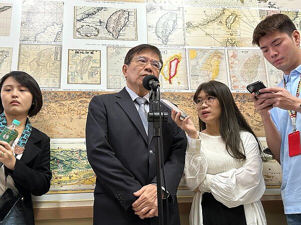 交通部長王國材說，太魯閣、普悠瑪號並未停止在東部運行，也沒有買錯車問題，純基於營運安排有所調整。記者周彥妤／攝影