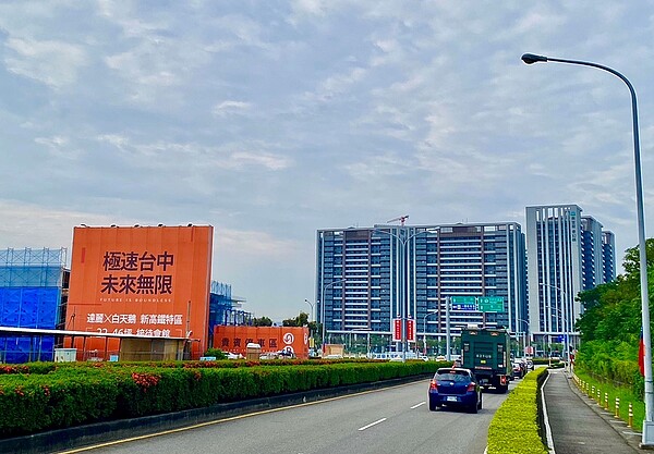 台中今年第四季房市百億大案競出,可說是衝刺「後平均地權時代」的剛性買盤與理性購屋客。圖/好房網News記者林和謙/攝
