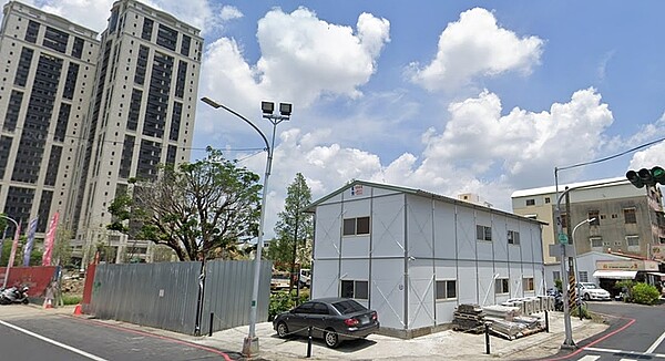 台南「這」從三合院、老厝→房市大翻轉!價差極小原因曝 善化過去是小鄉鎮,多為三合院、老祖厝,這幾年南科發展而帶動房市,才有大樓出現,也導致善化的中古大樓與預售屋的價差極小。圖/google map