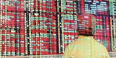 台股ETF買氣持續旺,總受益人連續11周創新高,來到560萬3,499人。圖∕本報資料照片