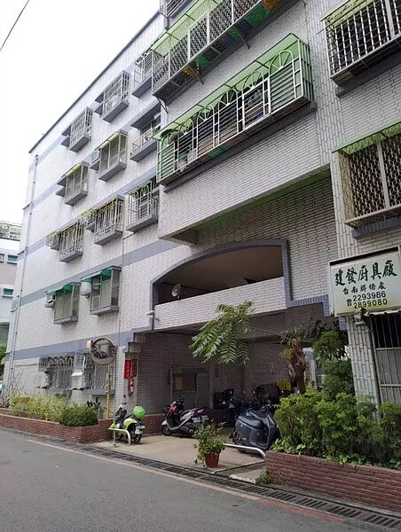 台南安平二期國宅海砂屋都更，可望在明年拆除重建。圖／台南市都發局提供
