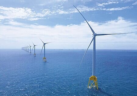 中鋼透過子公司中鋼光能發展電廠,另一家子公司興達海基則發展離岸風電,中鋼、中鋼構都能因此受惠。圖∕本報資料照片