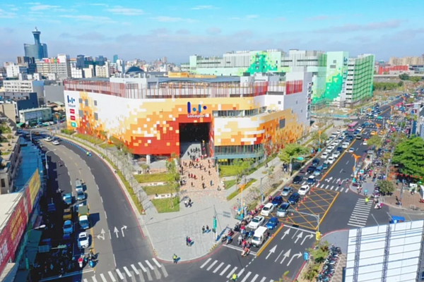 台中市近年百貨商場、購屋中心遍地開花。圖/大家房屋提供