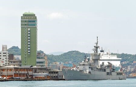 
海軍現有26艘主力艦艇中，6艘濟陽級艦齡逾50年，將陸續配合新造艦逐步汰除。圖為濟陽級939宜陽軍艦。（本報資料照片）
