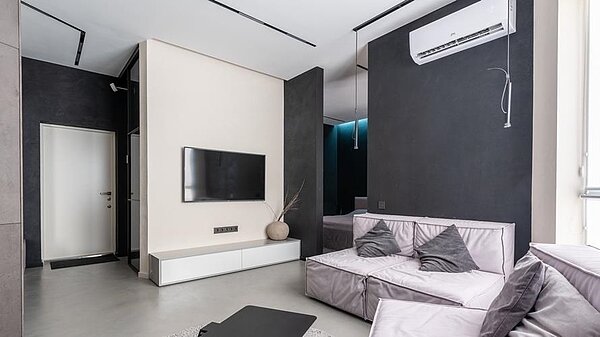 通勤時間太久對多數上班族會有疲倦感,寧可住近一點。(示意圖/取自pexels)