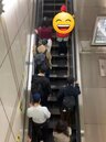 日本出奇招阻乘客在電扶梯上行走　全場齊聲讚：台灣要跟進