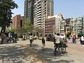 捷運豪宅聚落曝　台中、高雄不到台北1／3價