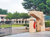 涉不當管教！把幼童黏椅子上　2教保員遭解職