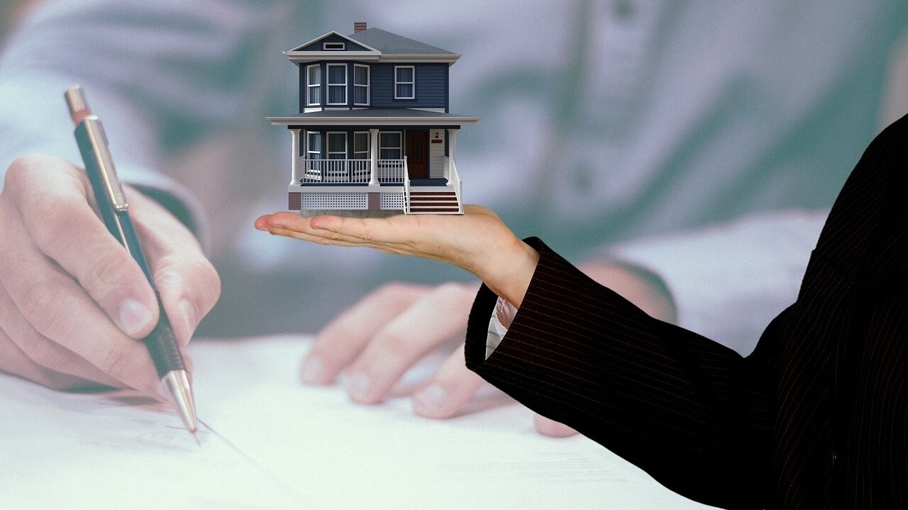 ▼更多的錢被拿去投資。（示意圖／取自<a href="https://pixabay.com/photos/house-property-real-estate-mortgage-5902665/"><span style="color:#000000;">pixabay</span></a>）