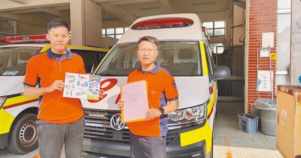台南市消防局26日提出案例指出有民眾把救護車當計程車搭乘，呼籲民眾勿濫用救護資源。圖／台南市消防局提供