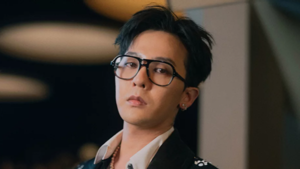 G-Dragon 27日突然透過律師發表聲明，強調自己沒吸毒。圖／香奈兒提供

