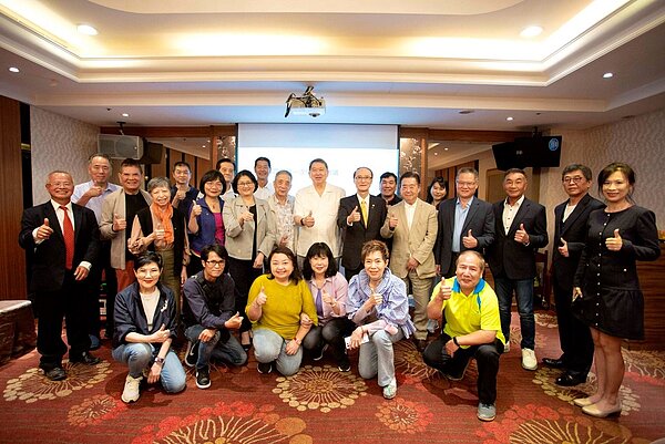 中華文化推廣協會透過公益論壇、新聞營、產學合作、兩岸參訪等不同型式活動,促進各地華人的文教交流。圖/中華文化推廣協會提供