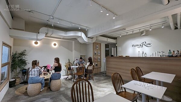 Flow & Row Cafe02