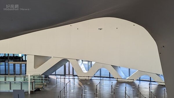 高雄港埠旅運中心04