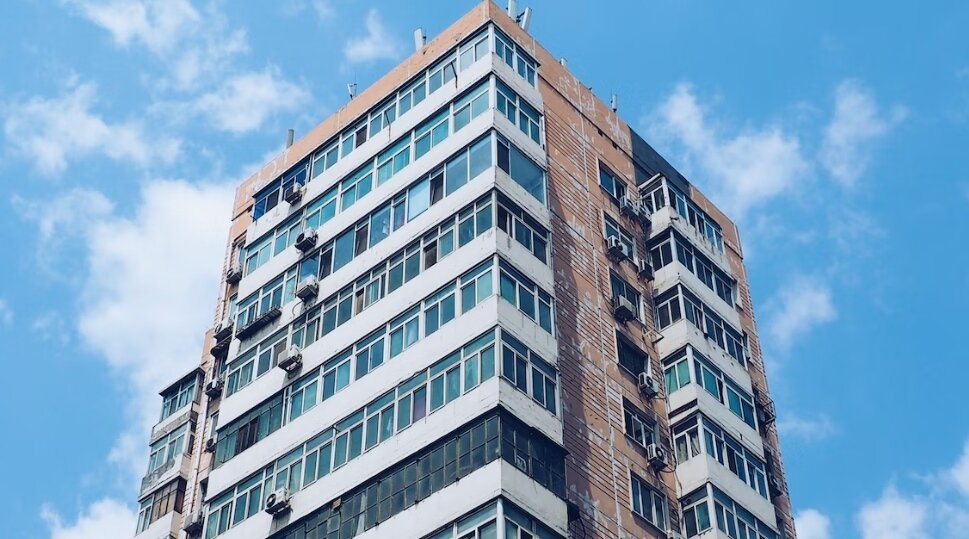 ▼原PO自認騎車技術不佳,財產也不足購買機車,難以跑外送兼職開源。(示意圖/pixabay)