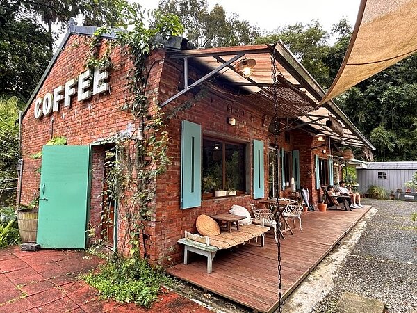 新北好適山坡05