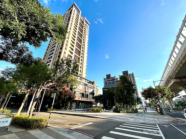 台灣如何一步步淪為「房奴地獄」?40歲也買不起房「3大元兇」造成 房市。圖/好房網News記者蔡佩蓉攝影