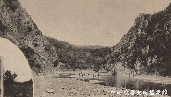 石門古戰場，圖為中研院臺史所檔案館數位典藏。圖／文化局提供