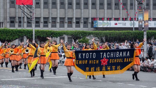 「橘色惡魔」日本京都橘高校吹奏樂部12月將再次訪台。圖／高雄市政府提供