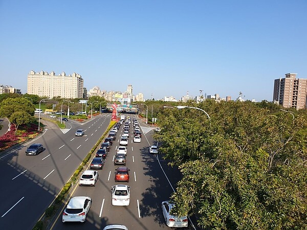 不塞了?竹北交流道明年啟動「1計畫」:行車時間再減10% 新竹縣政府預計明年度啟動「竹北交流道可行性評估」。圖/新竹縣府提供