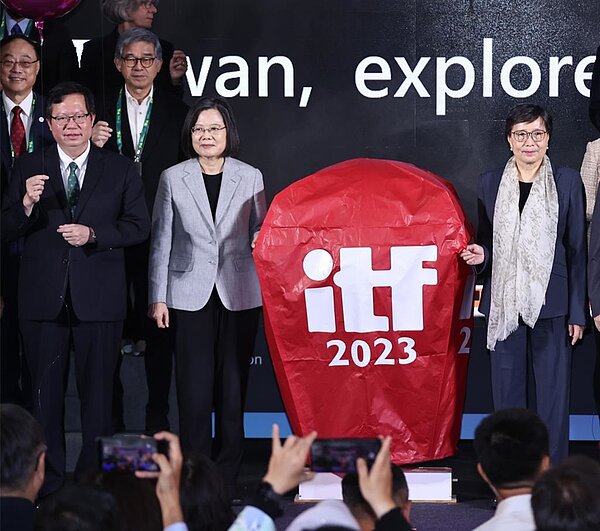 疫後首見的2023年台北國際旅展（ITF）3日登場，總統蔡英文出席開幕式拓展觀光。圖／羅永銘攝