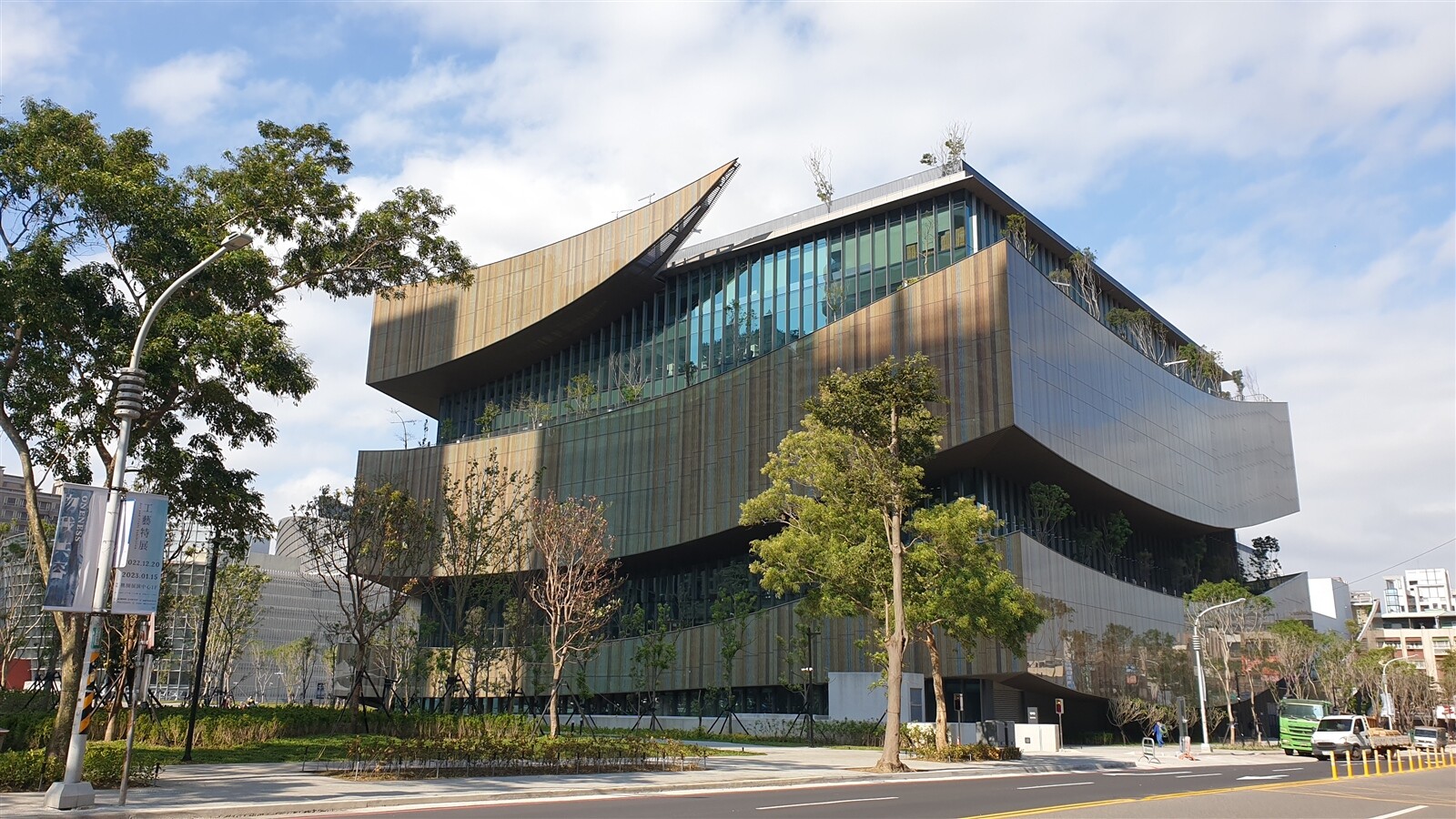 桃園市圖書總館親子館被指影響其他閱讀者，自修室回受外面廣場活動干擾。記者鄭國樑／攝影 