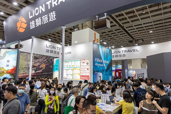 各大旅行社旅展現場人氣、買氣皆旺。圖／業者提供