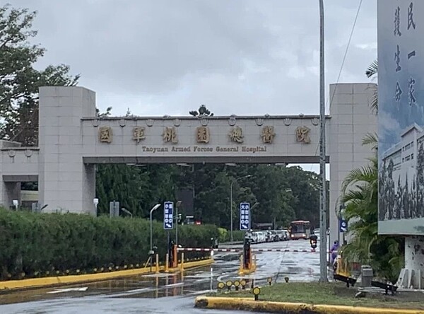 桃園具新生兒照護能力的急救責任醫院,目前僅林口長庚醫院及衛生福利部桃園醫院,市府表示,會積極輔導位於南桃園的國軍桃園總醫院(圖)成為兒童急診責任醫院。圖/聯合資料照片