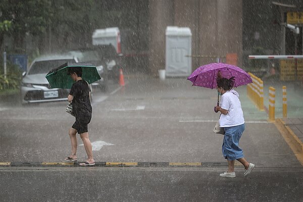 下周一至下周二,北台灣可能迎接入秋以來最低溫,跌破20度,僅18至19度,且白天高溫也僅22度。示意圖,與新聞無關。圖/聯合報資料照片