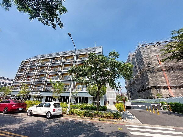 管清智表示,今年歸仁高鐵特區為「交易量縮價平」格局,「房市漲多總是要休息」。台南資深房仲透露,這幾年不少投資客到歸仁買房布局,使得該區域房價飆升。圖/好房網News記者林和謙/攝