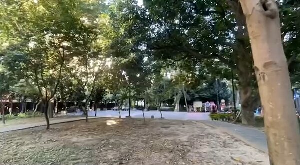 員林街堪稱土城最美麗的一條街