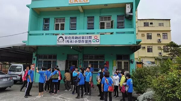 彰化肯納秀水日間小型作業主要培養身心障礙者作業職能和人際互動,也幫助身心障礙者家庭有喘息空間,但小作所地主近日賣地,成員無處可去。圖/吳木鴻提供