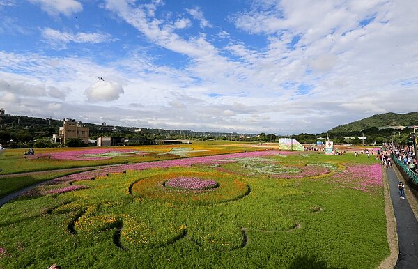 2023桃園花彩節盛大開幕。圖/桃園市政府提供