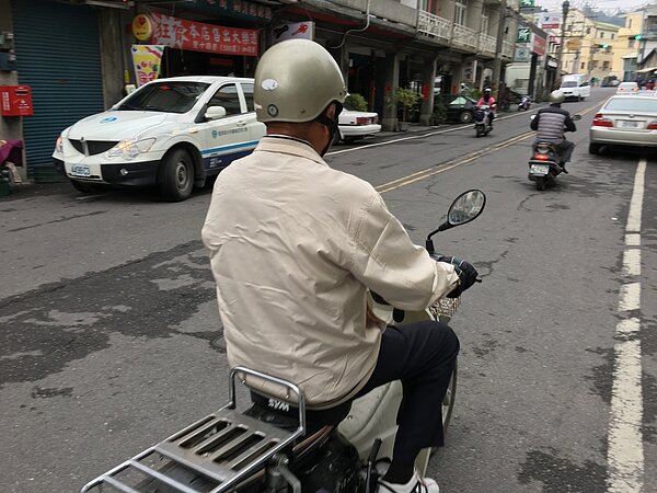 高齡駕駛換照新制上路6年，肇事趨勢也逐年上升。示意圖，非新聞當事人。圖／聯合報系資料照片 
