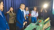 體驗模擬開船　謝國樑：四接恐衝擊基隆港