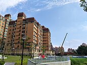 屋主與竊賊扭打...小偷被刺死在屋外「算凶宅」？專家說分明