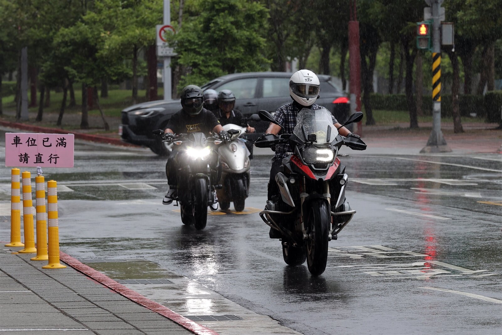重機團體爭取上國道。示意圖,與新聞無關。圖/本報資料照片