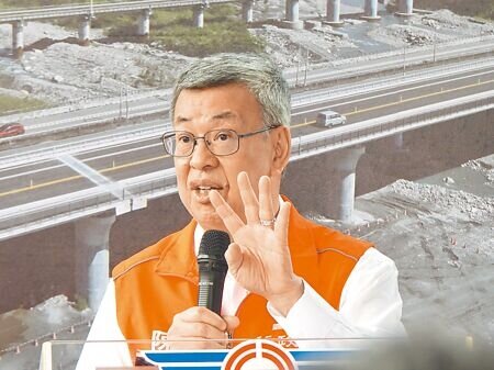 行政院長陳建仁14日說明台灣爭取明年加入跨太平洋夥伴全面進步協定(CPTPP)的進度與規畫。(羅亦晽攝)