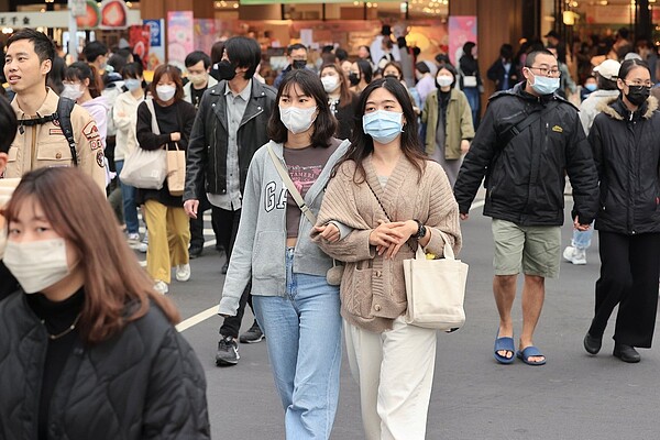 勞動部14日發布2024年第1季人力需求調查，預計2024年1月人力需求淨增加4.9萬人。記者林伯東／攝影